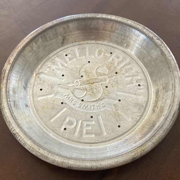Mrs. Smiths Mello-Rich Vintage Pie Pan - Picture 1 of 2